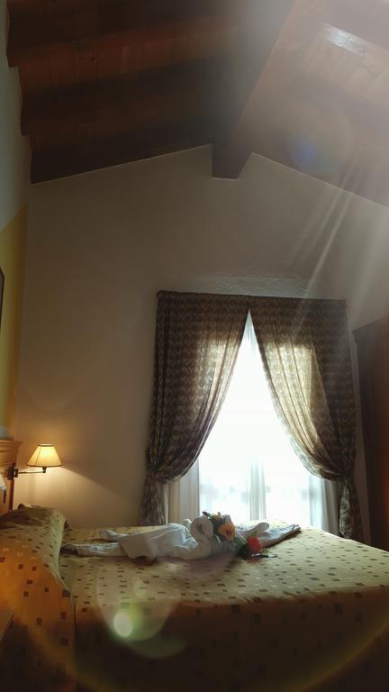 Hotel Castello Montjovet Exterior photo