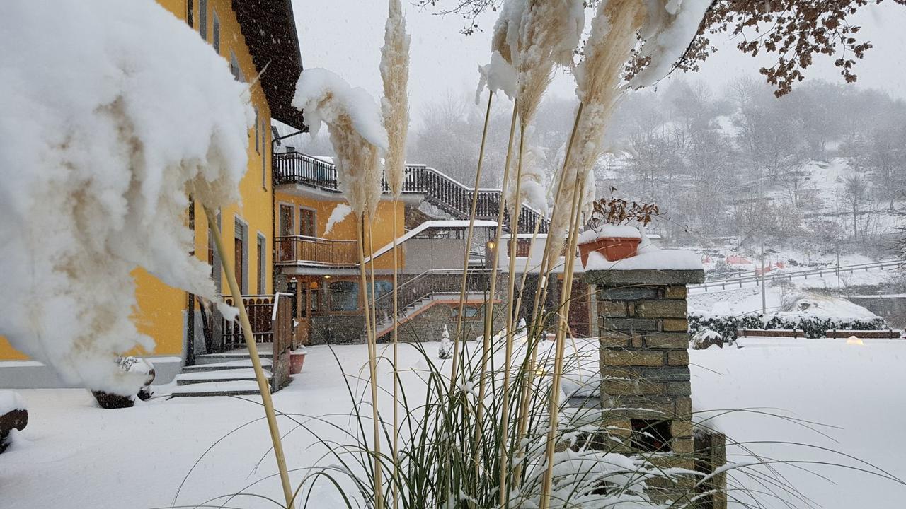 Hotel Castello Montjovet Exterior photo